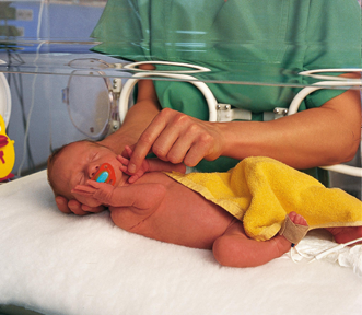 [Translate to Spanish:] NUK soothers for clinics with neonatal wards